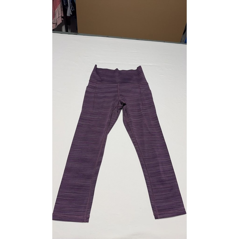 Athleta Salutation II Capri Purple Striped Leggings XS High Waist Activewear